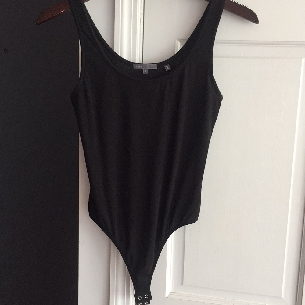 Vince bodysuit size small